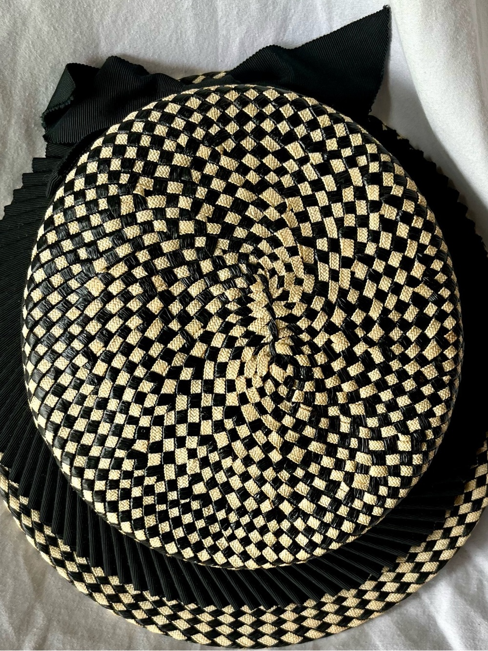 Vintage Black and Natural Woven Straw Hat - Picture 11 of 17